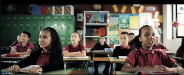 No Importa que Lueva Efecto Pasillo