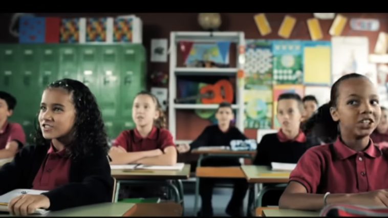 No Importa que Lueva Efecto Pasillo